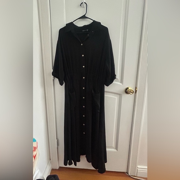 ASOS DESIGN Button through elastic waist midi shirt dress black - Picture 1 of 4